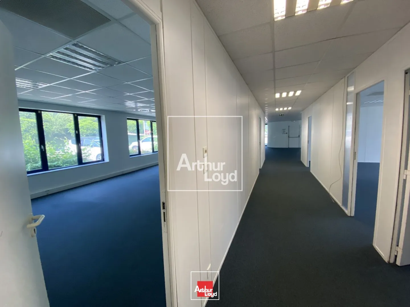 BUREAUX A LOUER 900m² - SECTEUR MAUPRETUIS A MEYLAN