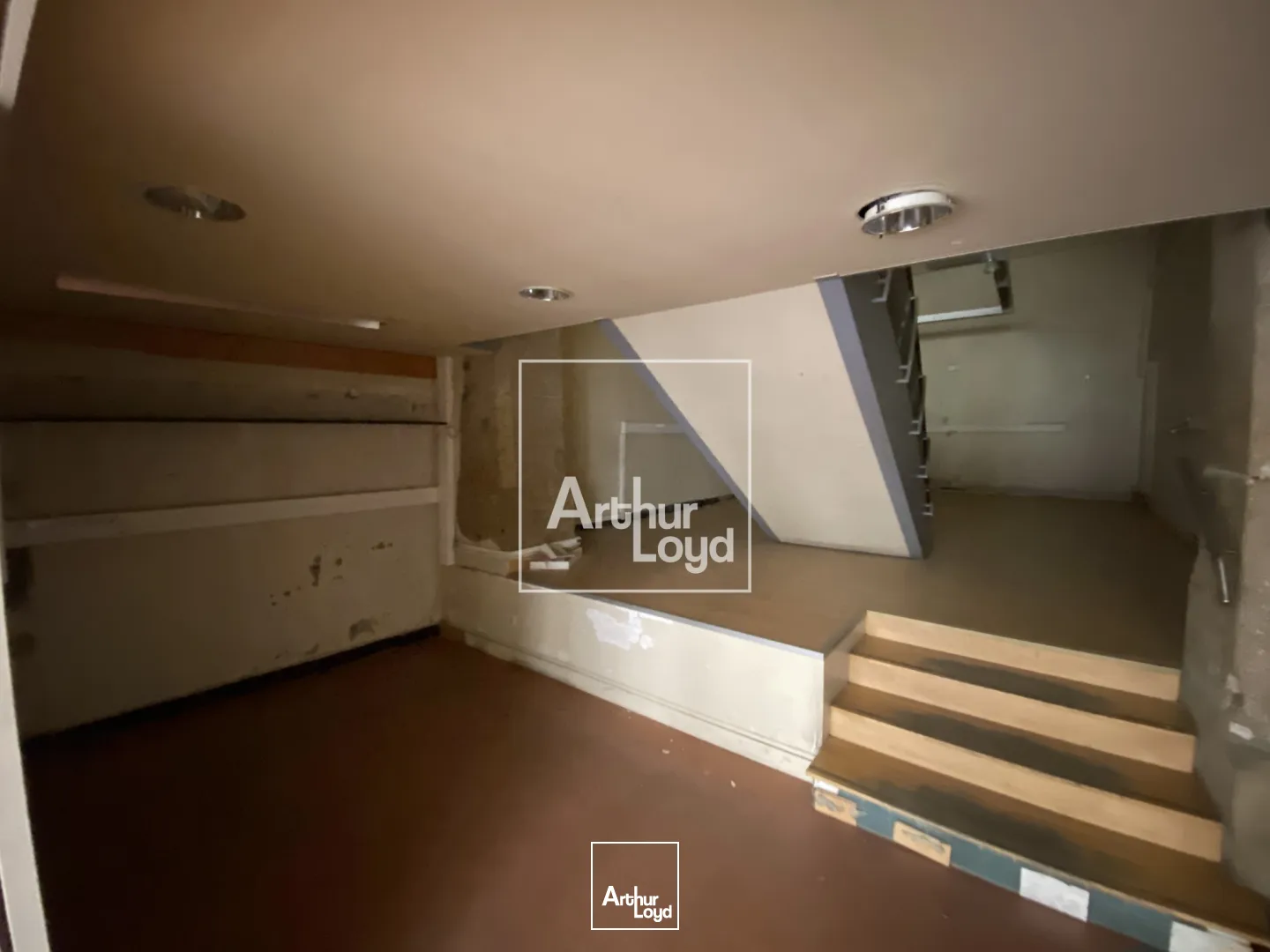 COMMERCE DE 90 m² A LOUER - GRENOBLE CENTRE VILLE