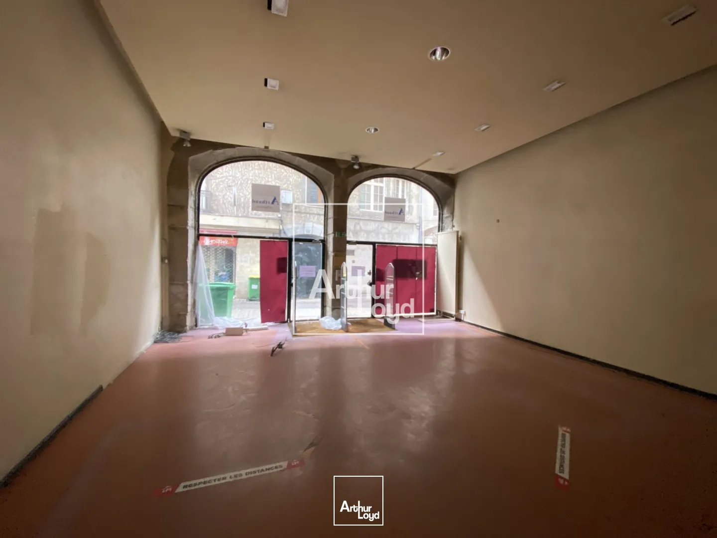 COMMERCE DE 113 m² A LOUER A GRENOBLE CENTRE VILLE 