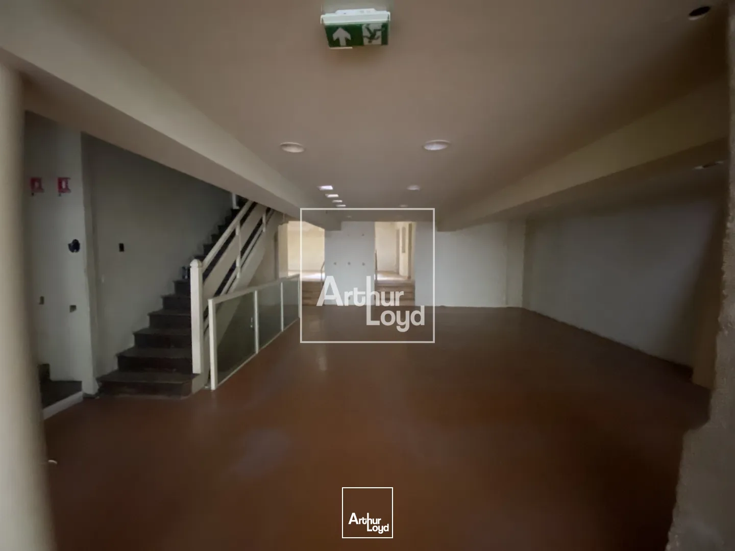 COMMERCE DE 113 m² A LOUER A GRENOBLE CENTRE VILLE 