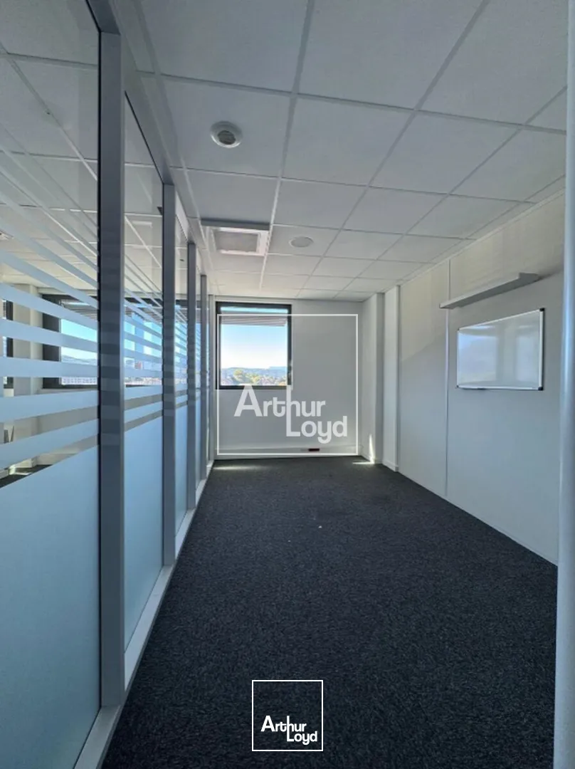 BUREAUX A LOUER 4ème ETAGE - 253 m² - SMH