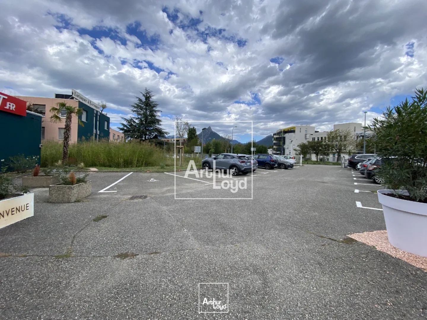 BUREAUX A LOUER 260 M² A SEYSSINET-PARISET 