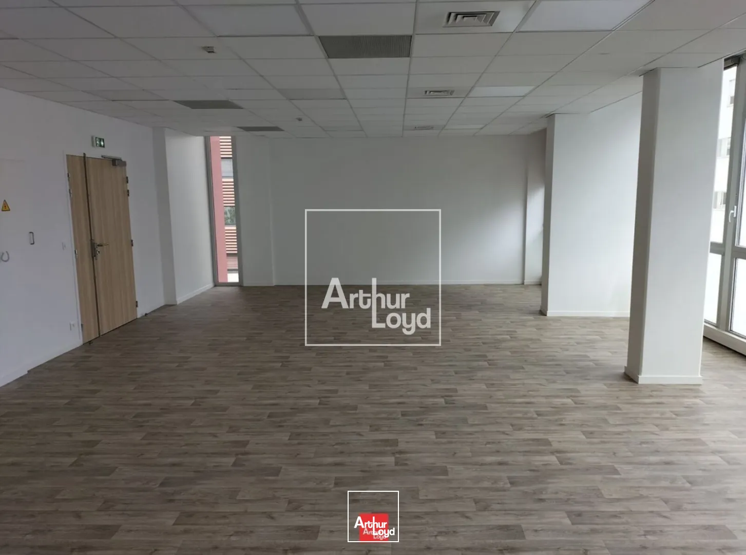 Bureaux - Location - GRENOBLE - 38000 - 89.8-327.76 - 7589008