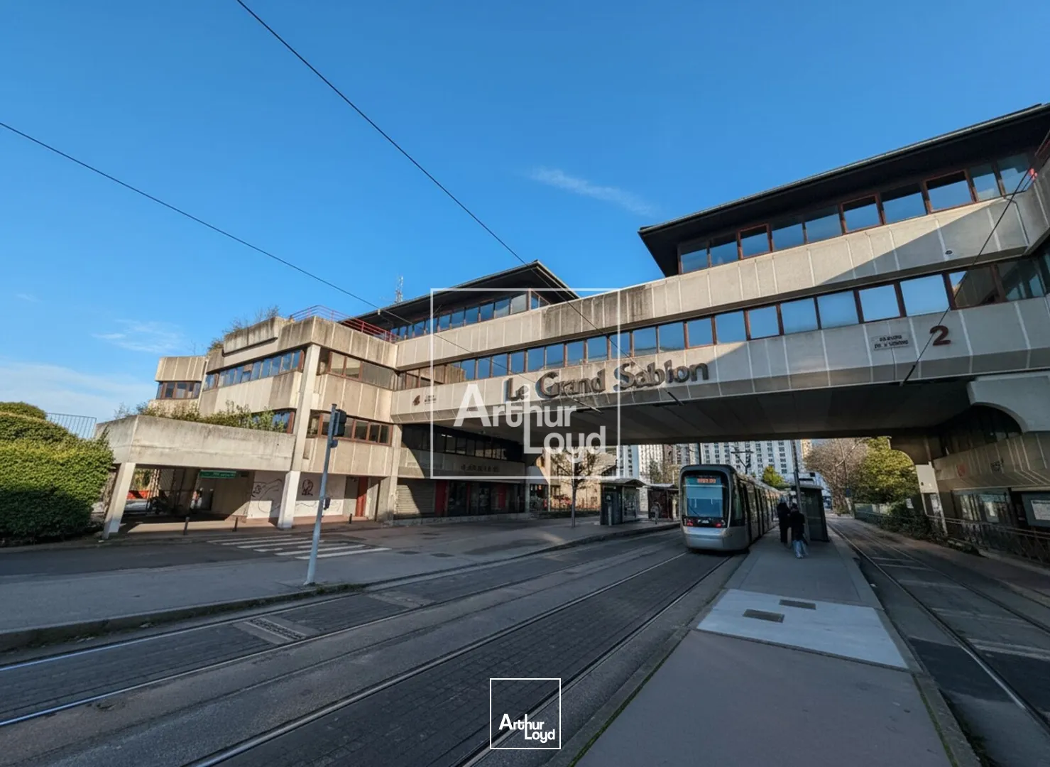 Bureaux - Location - LA TRONCHE - 38700 - 456-456 - 7589038