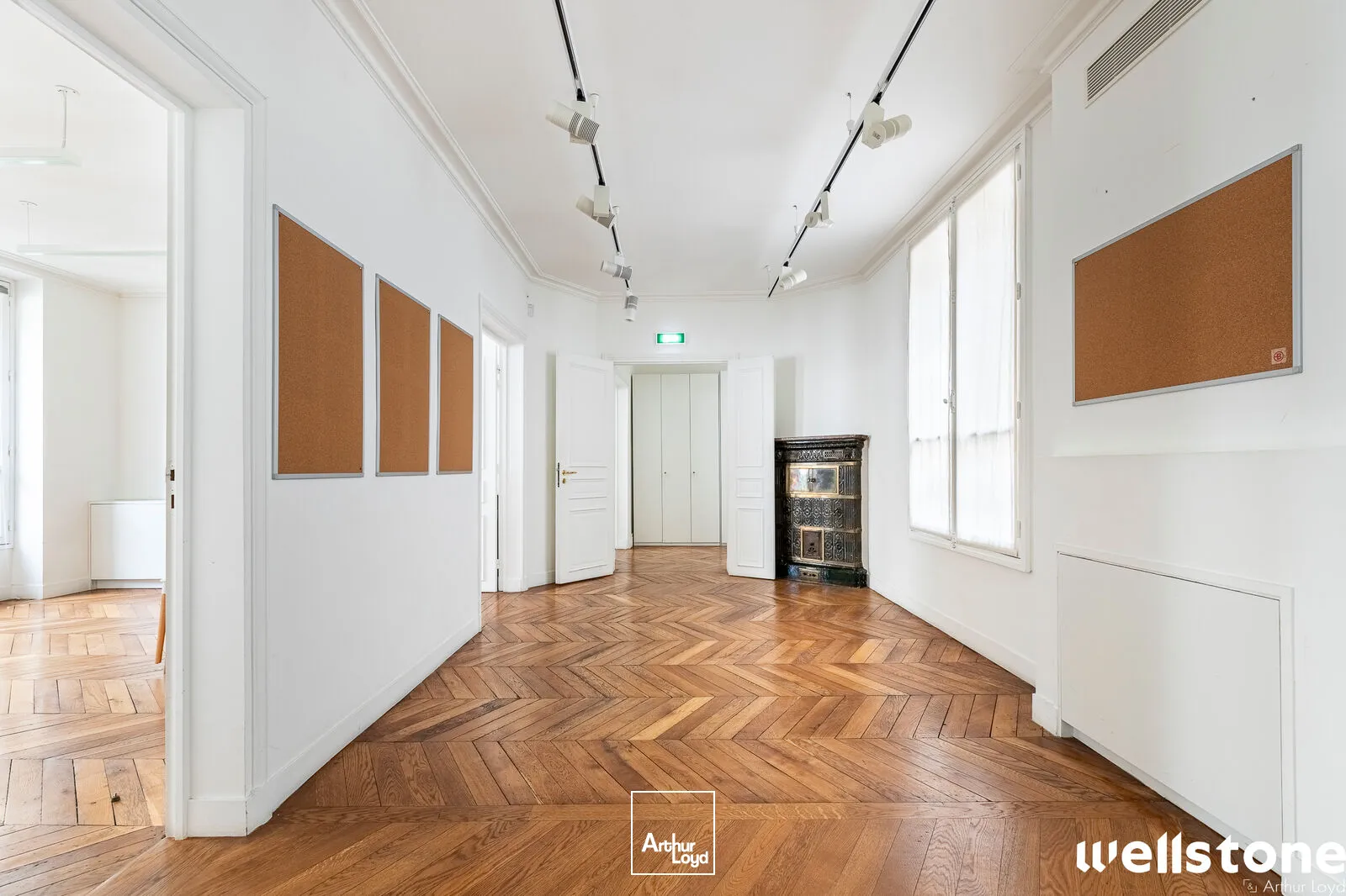 Bureaux à louer à PARIS 75001