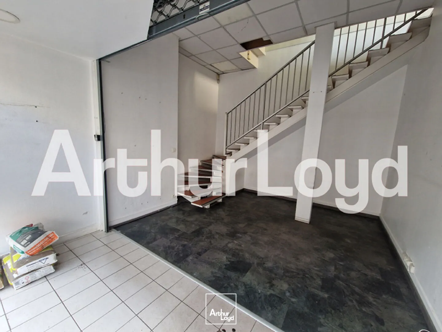 Local commercial ou tertiaire - LOCATION - CAEN CENTRE