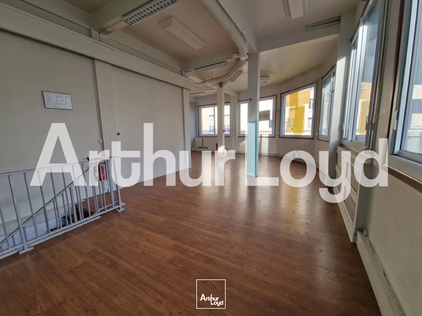 Local commercial ou tertiaire - LOCATION - CAEN CENTRE