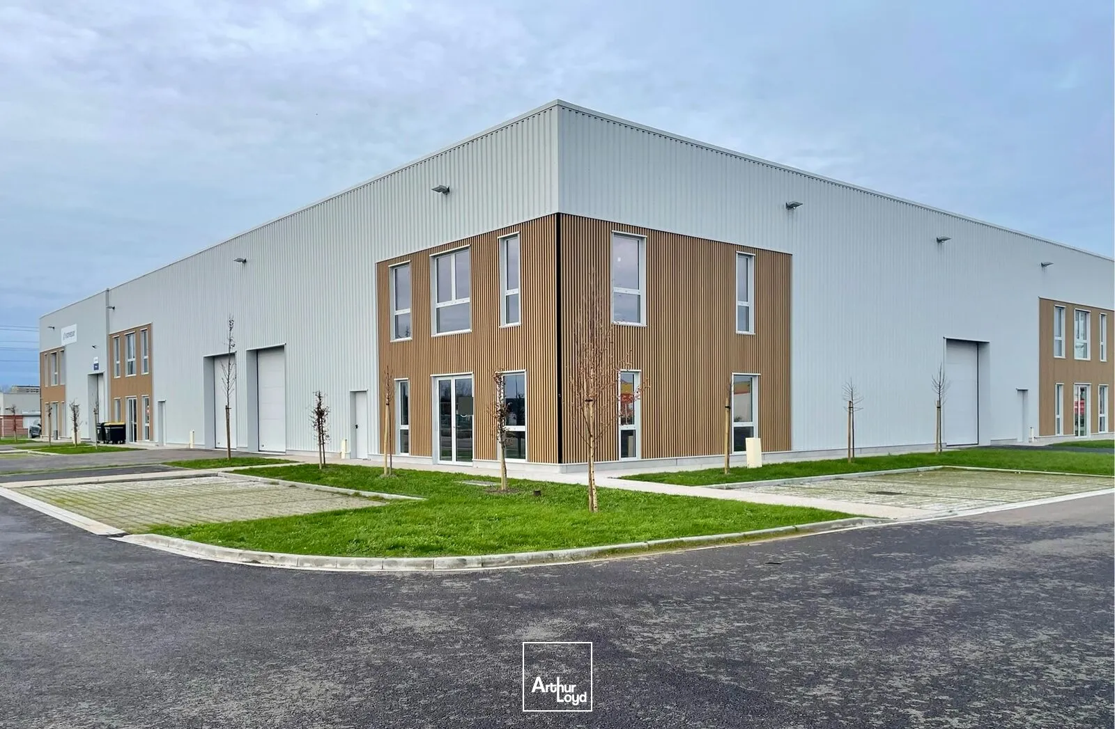 CELLULE D'ACTIVITÉS NEUVES - ZONE MARCEL DORET À CALAIS