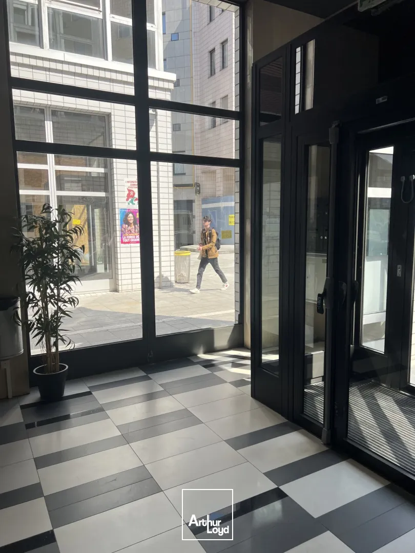 Bureaux à louer à MONTIGNY LE BRETONNEUX 78180