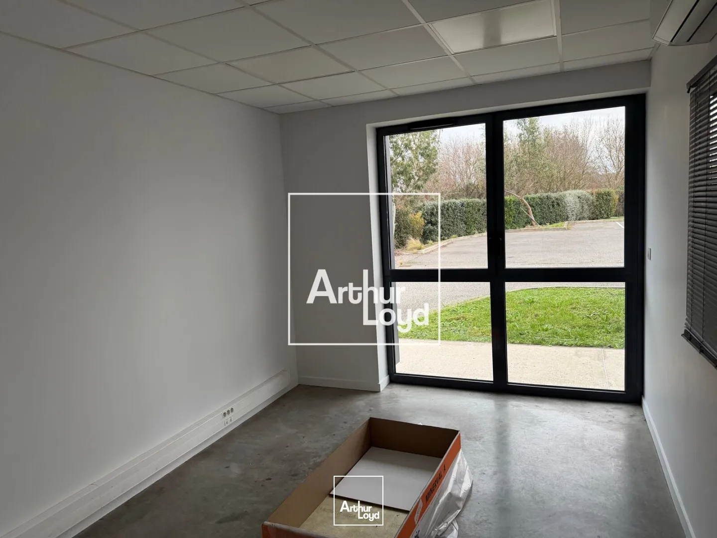 Locaux d'activité & Entrepôts - Location - ESCALQUENS - 31750 - 290-290 - 7589362