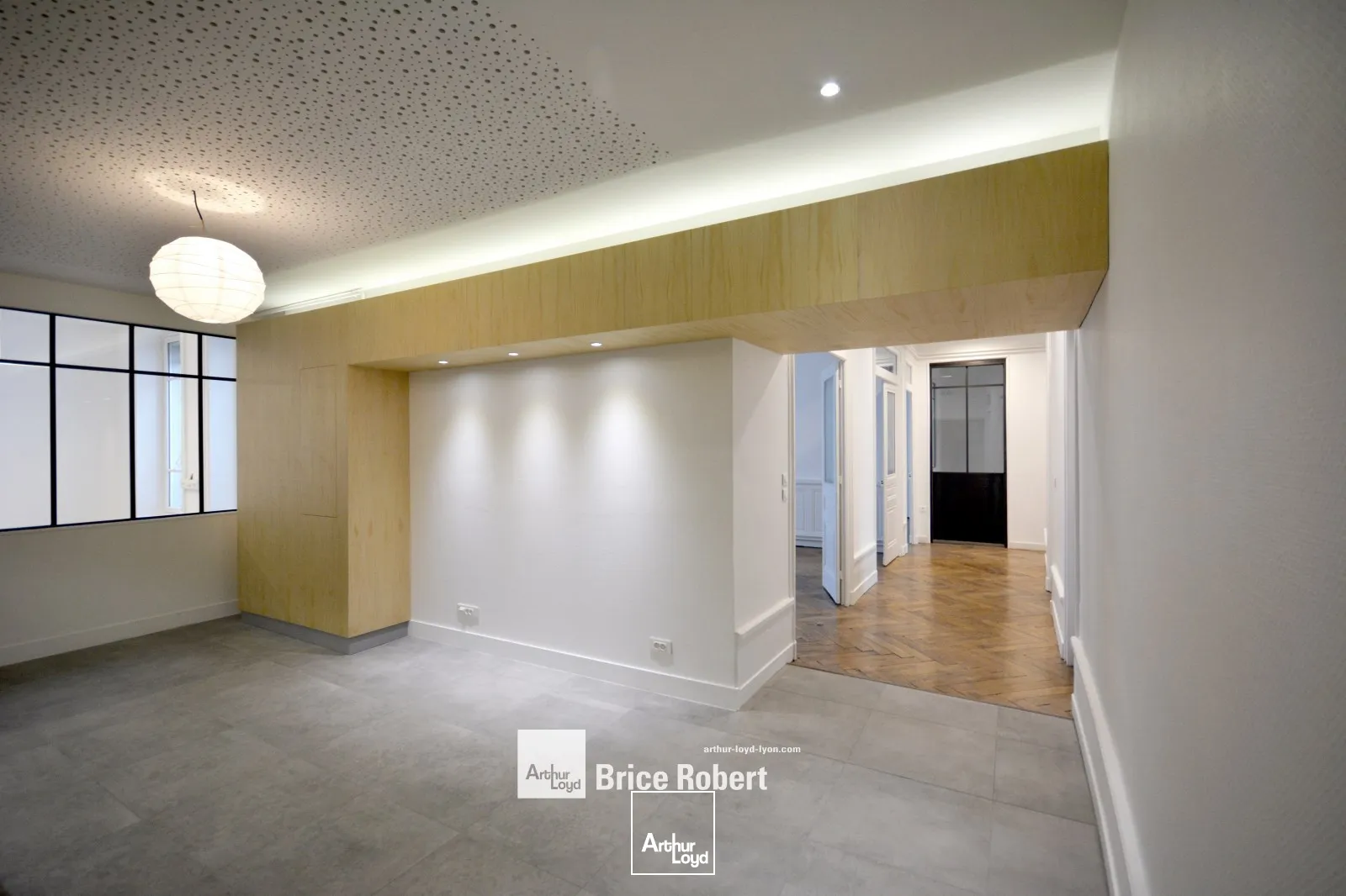 A louer - Bureaux haussmanniens rénovés - Lyon 3ème Préfecture