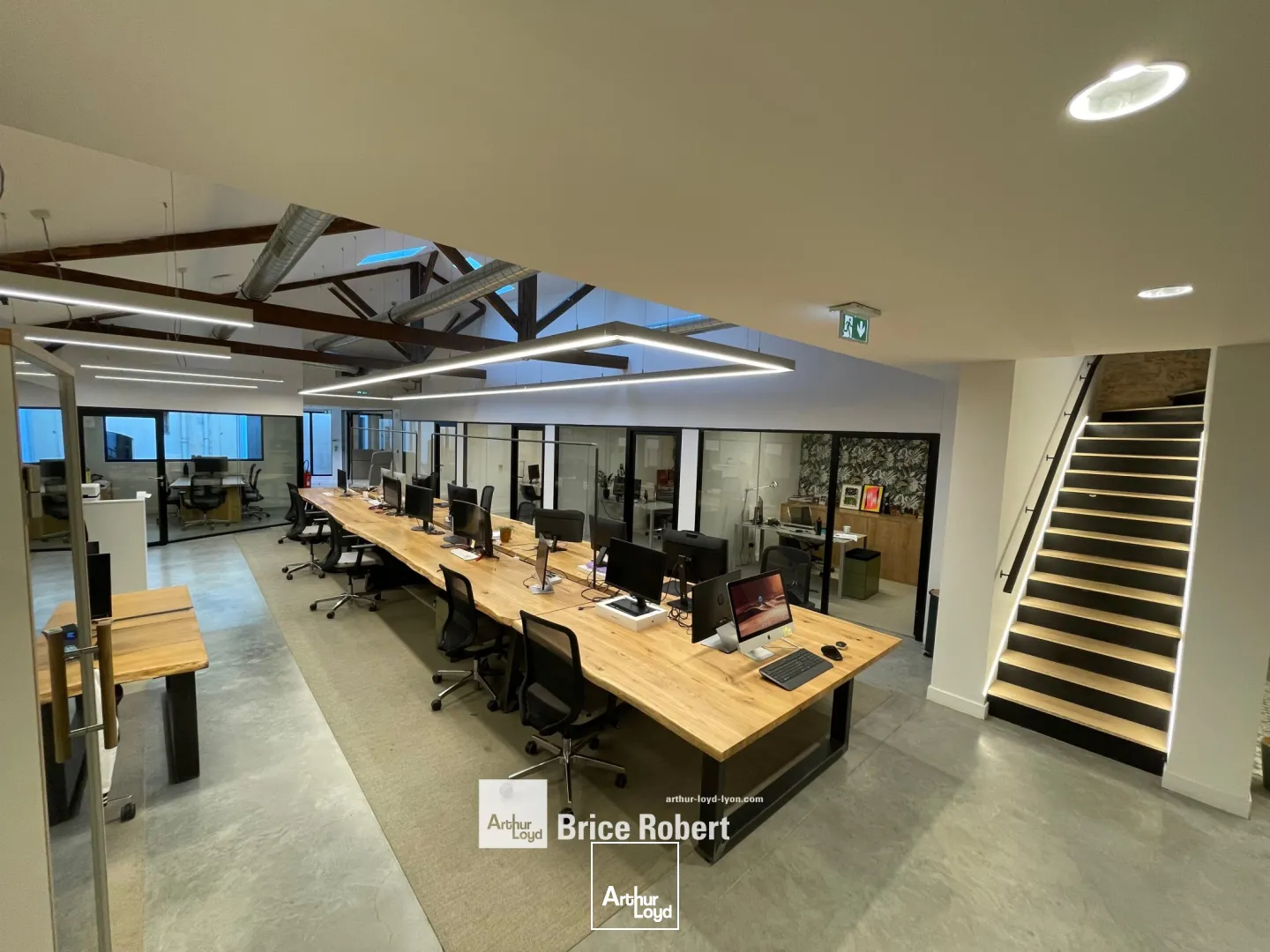 A vendre - Bureaux atypiques avec cour intérieure - Lyon 9ème Valmy