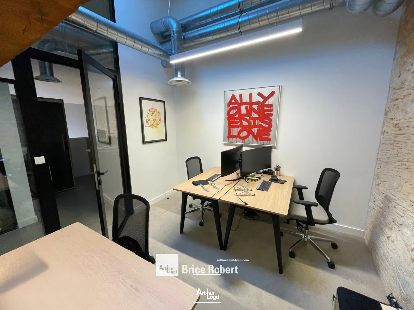 A vendre - Bureaux atypiques avec cour intérieure - Lyon 9ème Valmy