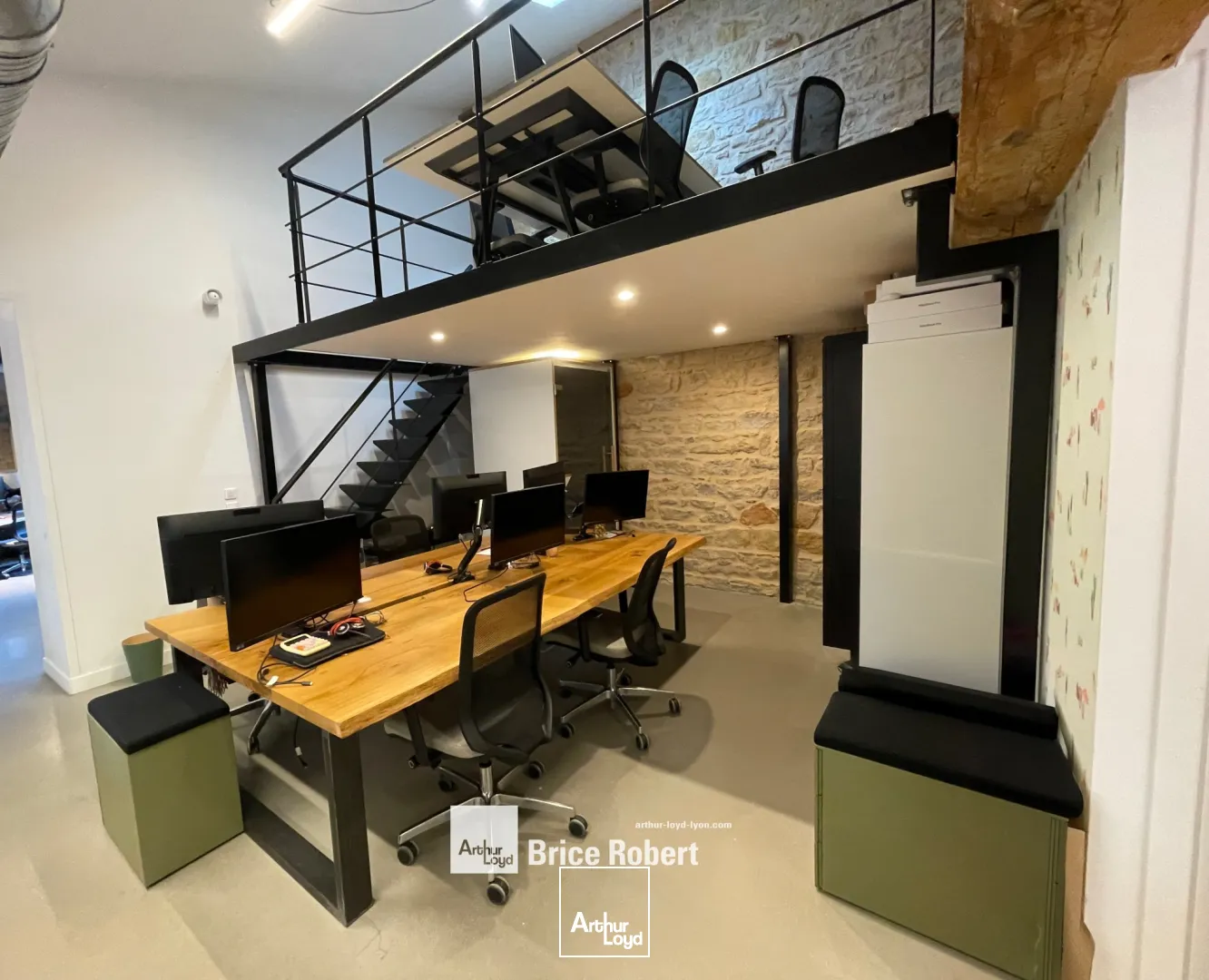 A vendre - Bureaux atypiques avec cour intérieure - Lyon 9ème Valmy