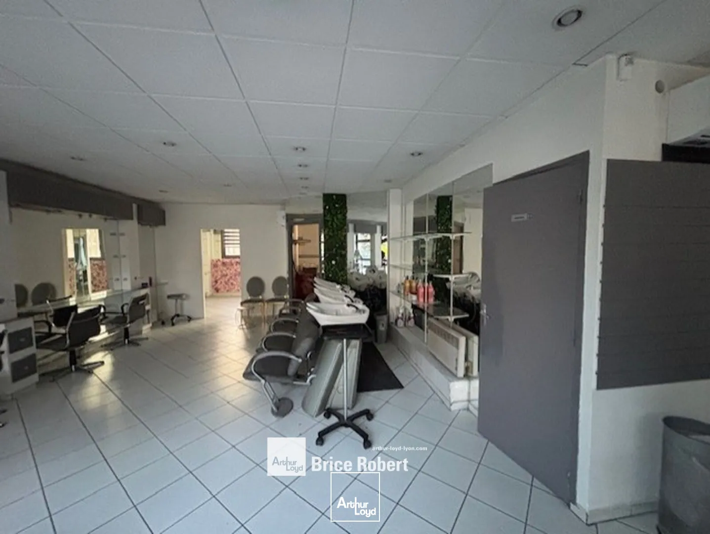 Locaux commerciaux à vendre à LYON 69008