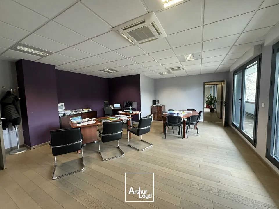 BUREAUX CENTRE VILLE - A VENDRE
