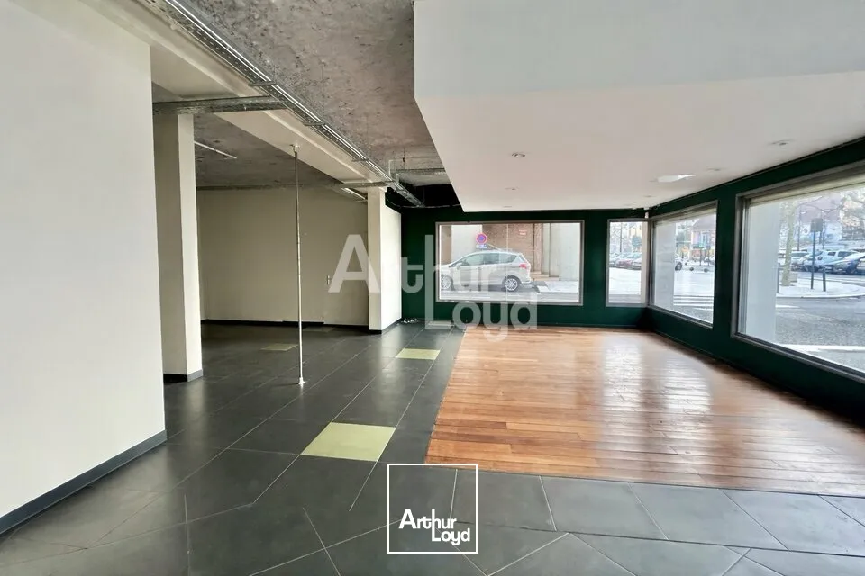 Local Commercial en centre ville d'Aix-les-Bains (73100)