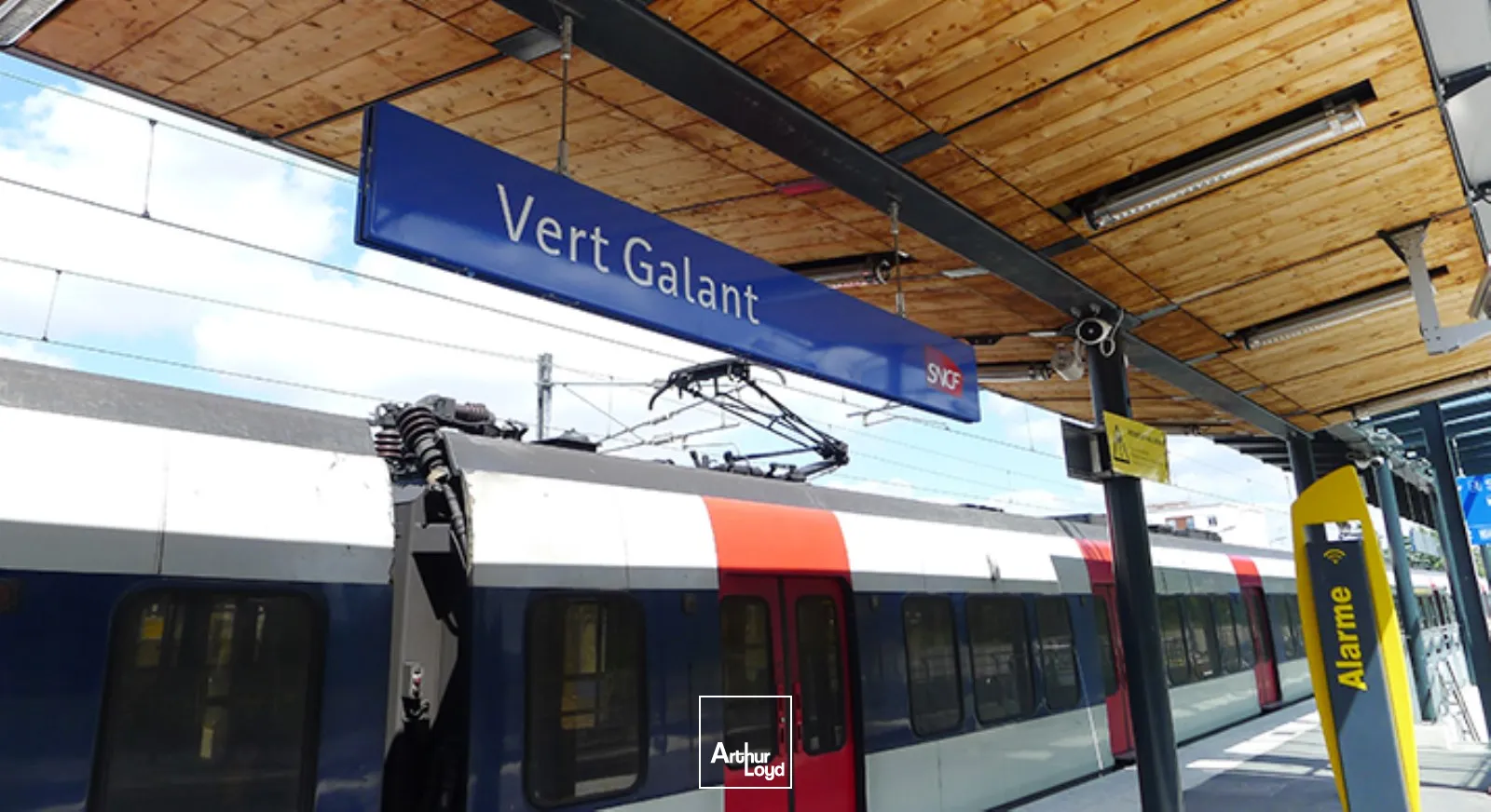 Locaux d'activité à louer à Villepinte proche Roissy Paris CDG avec accès sécurisé