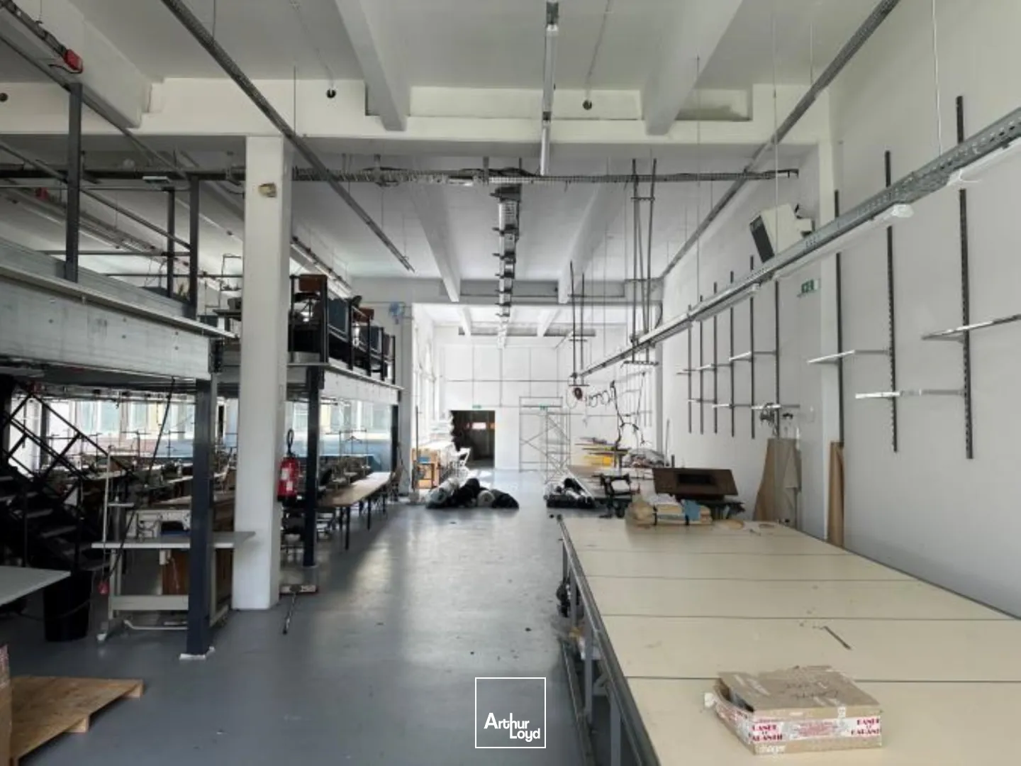 Locaux d'activité & Entrepôts - Location - AUBERVILLIERS - 93300 - 853.5-853.5 - 7590116