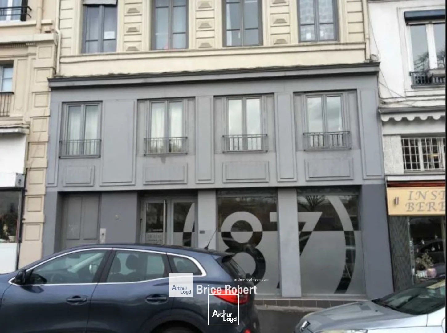 A louer - bureaux en rez de chaussée - Lyon 7ème