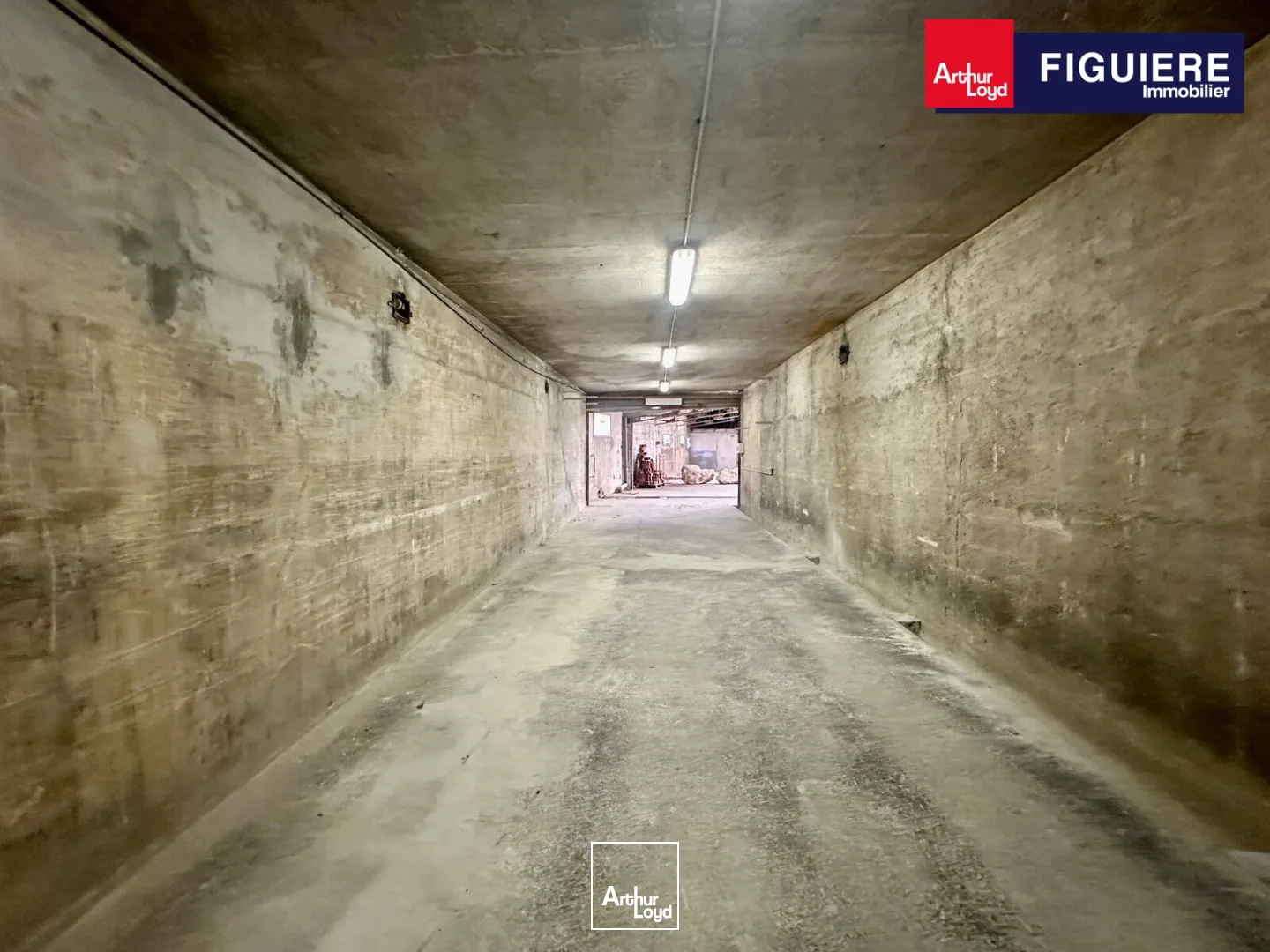 Box de stockage à LOUER sur la ZA RODARI à LUYNES