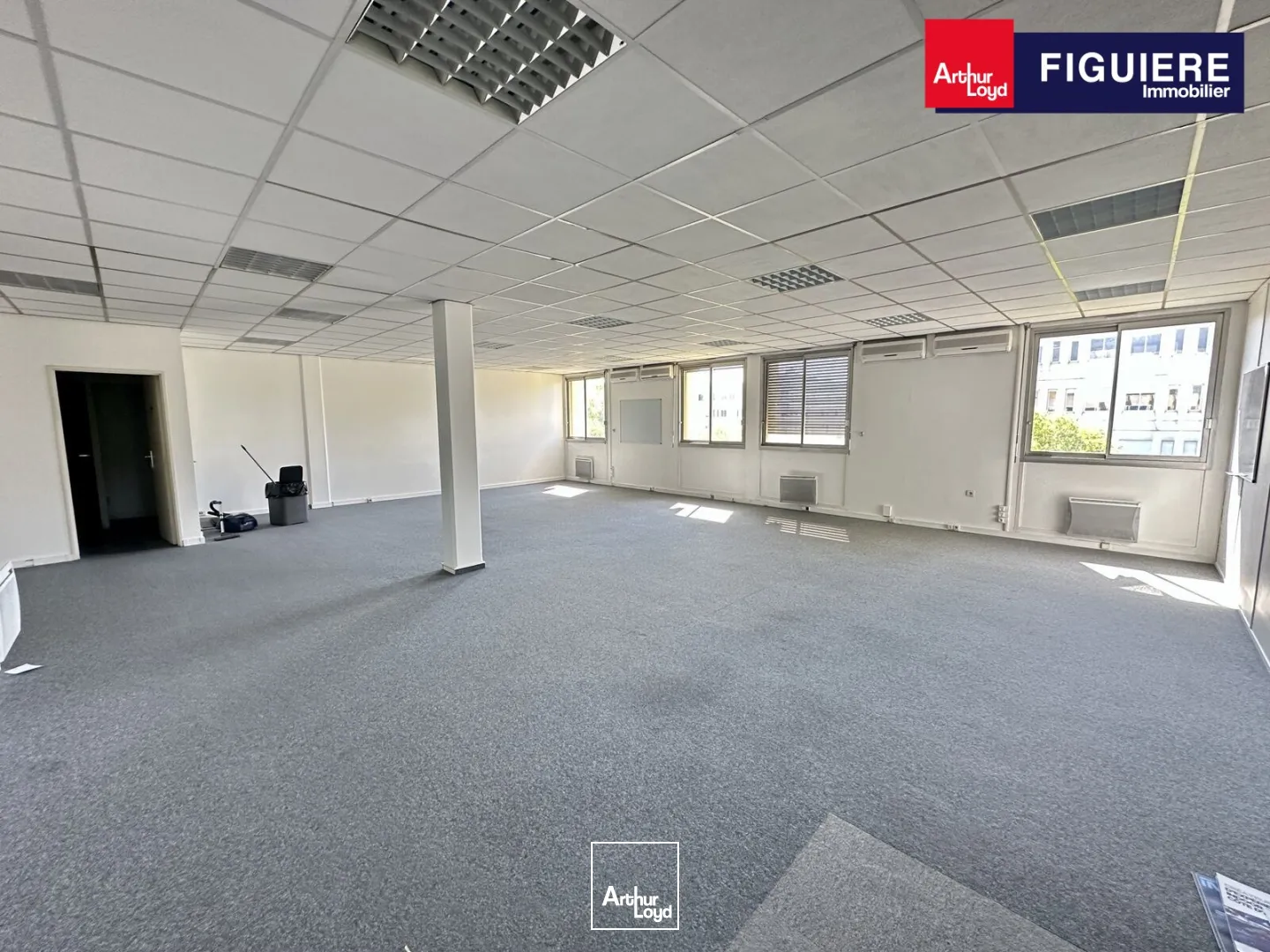 BUREAUX À VENDRE AU COEUR DU PAAP