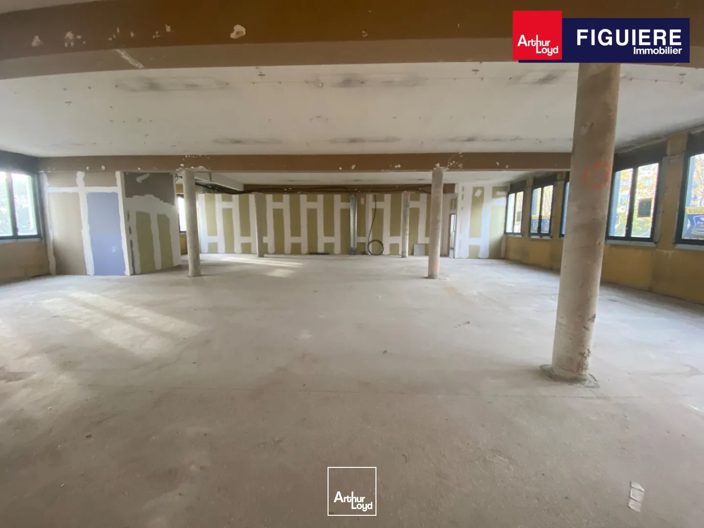 246m² de bureaux à louer Centre ville de Port de Bouc