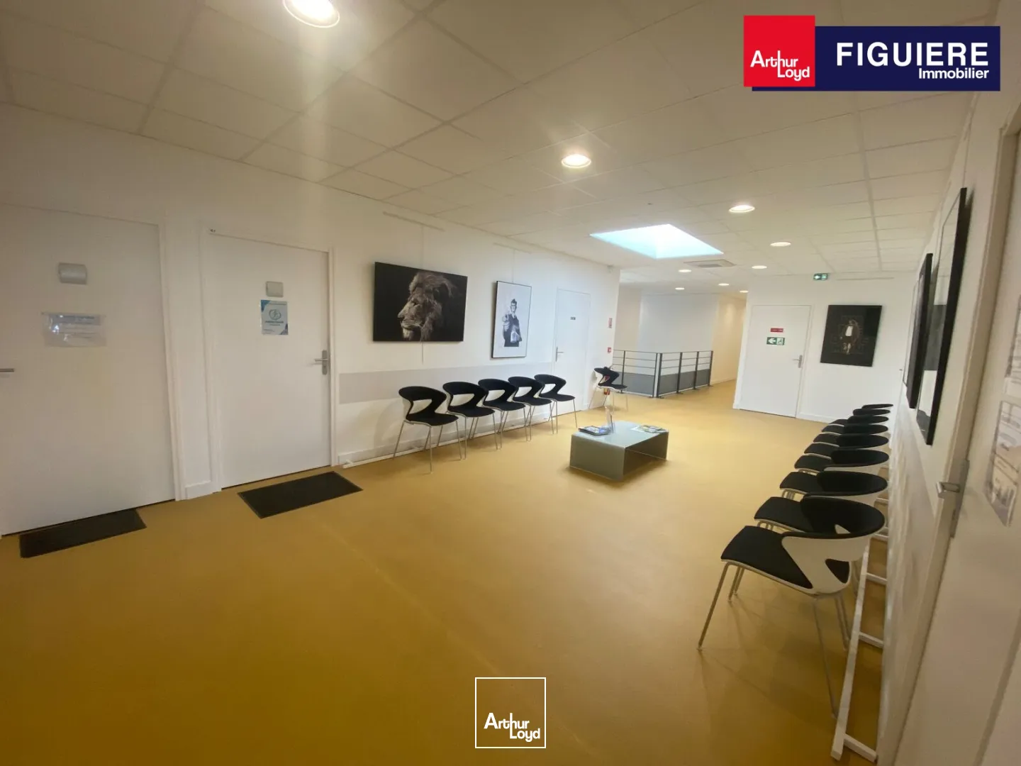 BUREAU 22m² A LOUER ZONE DU TUBE A ISTRES