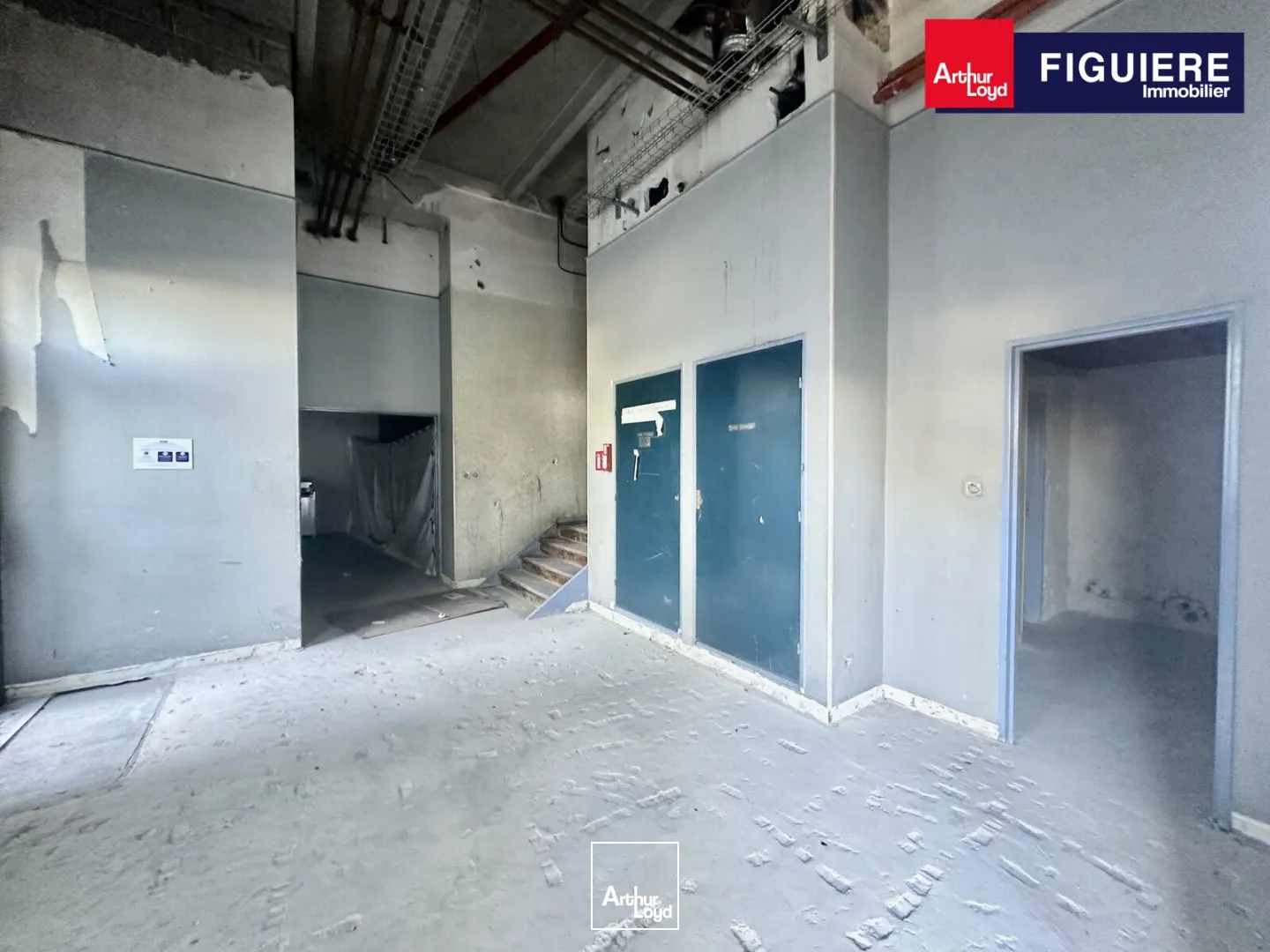 Locaux d'activité & Entrepôts - Location - VITROLLES - 13127 - 908-3213 - 7593220