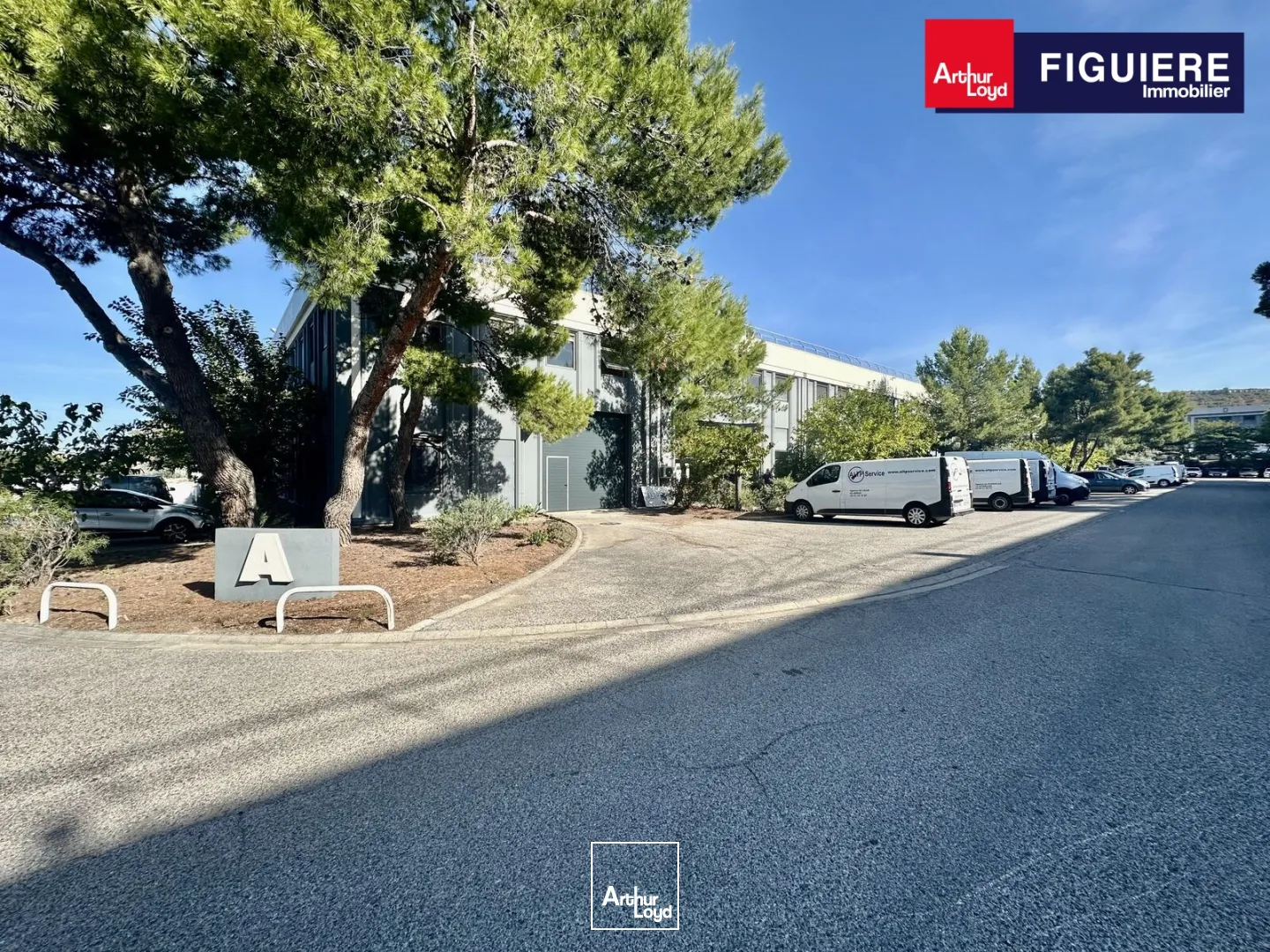Locaux d'activité & Entrepôts - Location - VITROLLES - 13127 - 908-3213 - 7593216