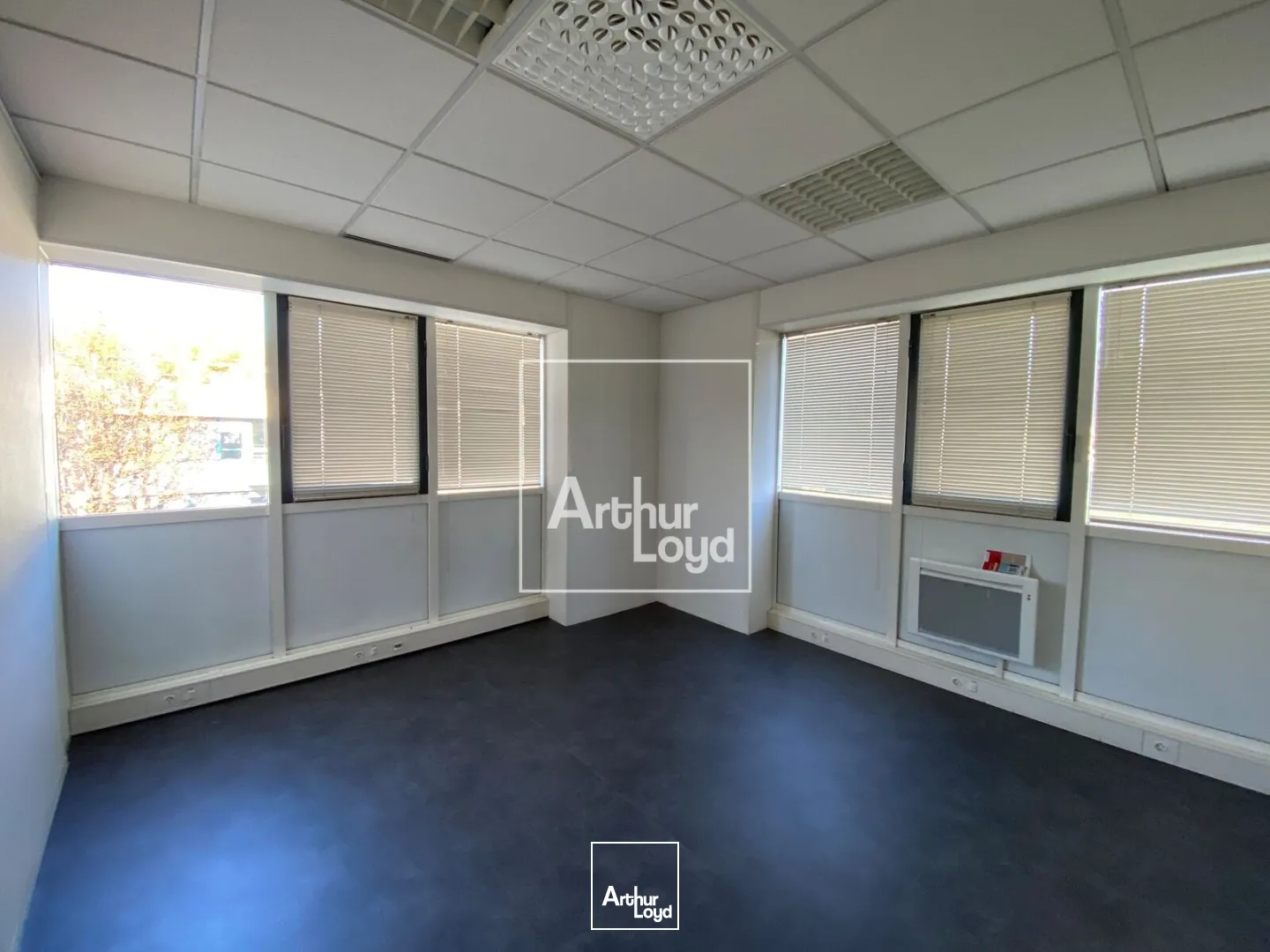 Immeuble à vendre 926 m² - Eybens 