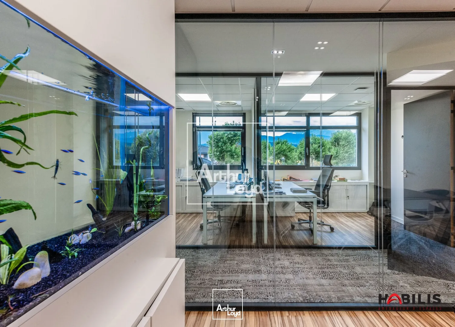 BUREAUX A VENDRE OU A LOUER - ESPACE COMBOIRE 