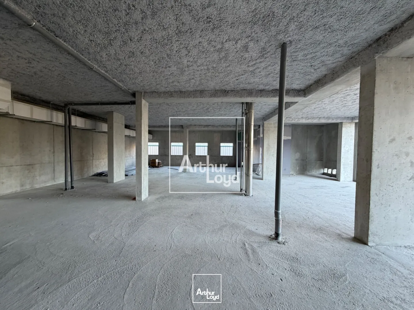 BUREAUX NEUF A VENDRE CAMPUS GIERES AVEC PARKING