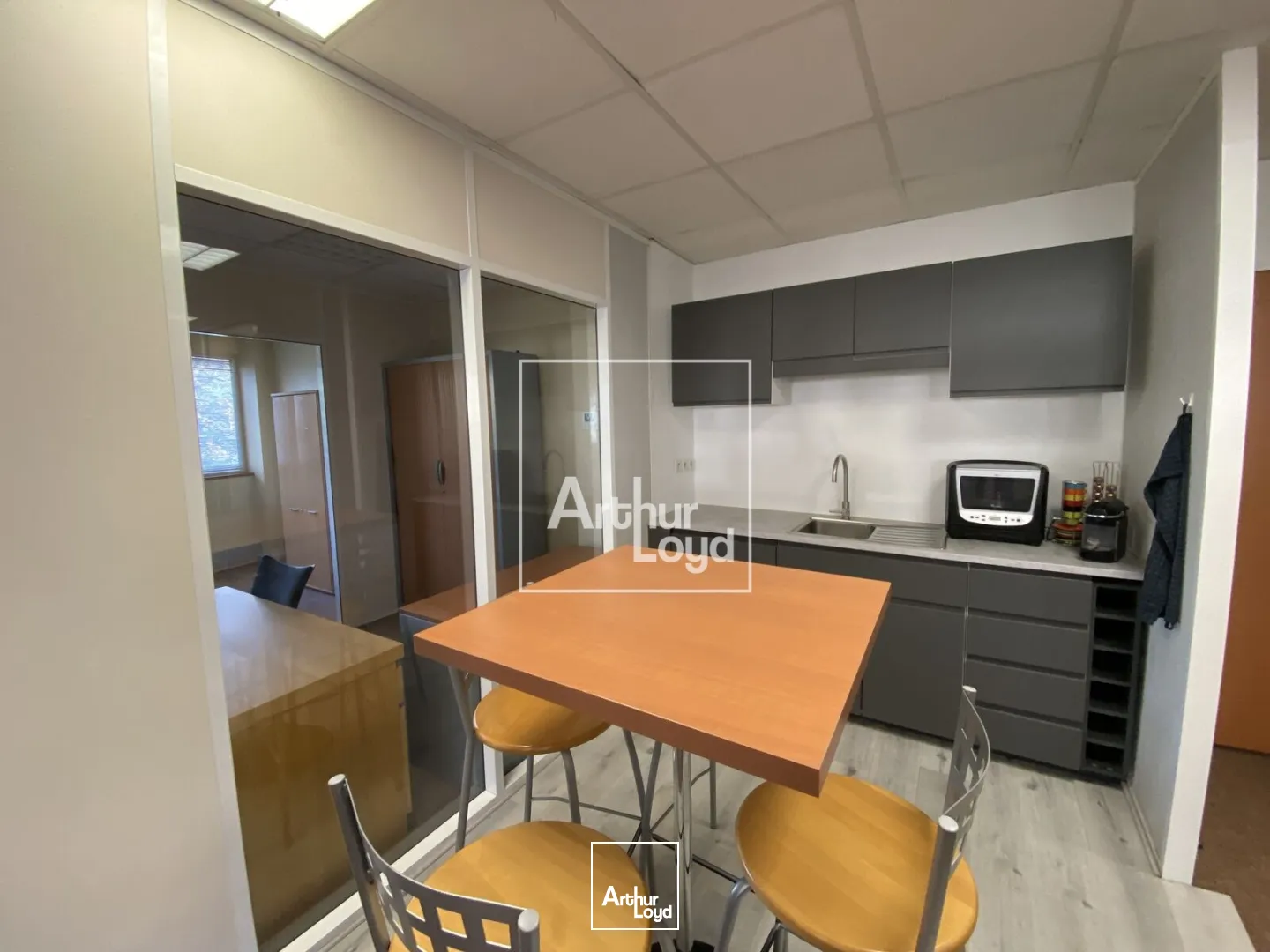 BUREAUX A VENDRE 155 m² - MONTBONNOT 
