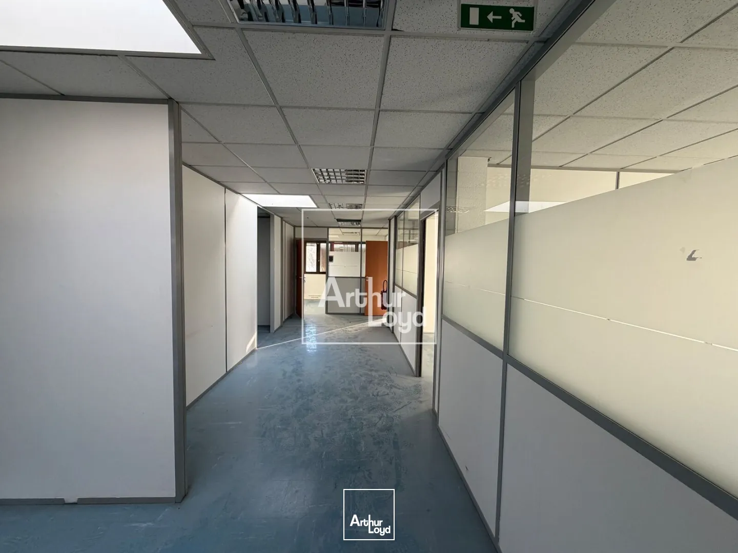 Bureaux - Location - LA TRONCHE - 38700 - 456-456 - 7593502