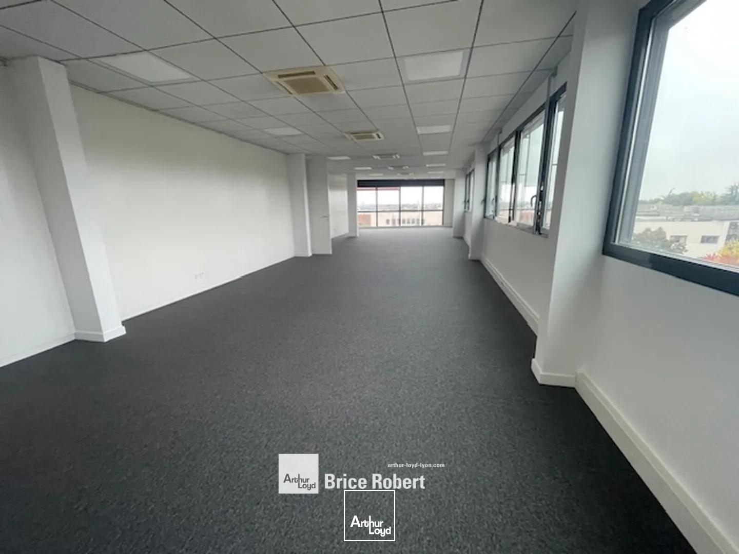 A louer - WOODCLUB - Bureaux de qualité - Saint Priest 