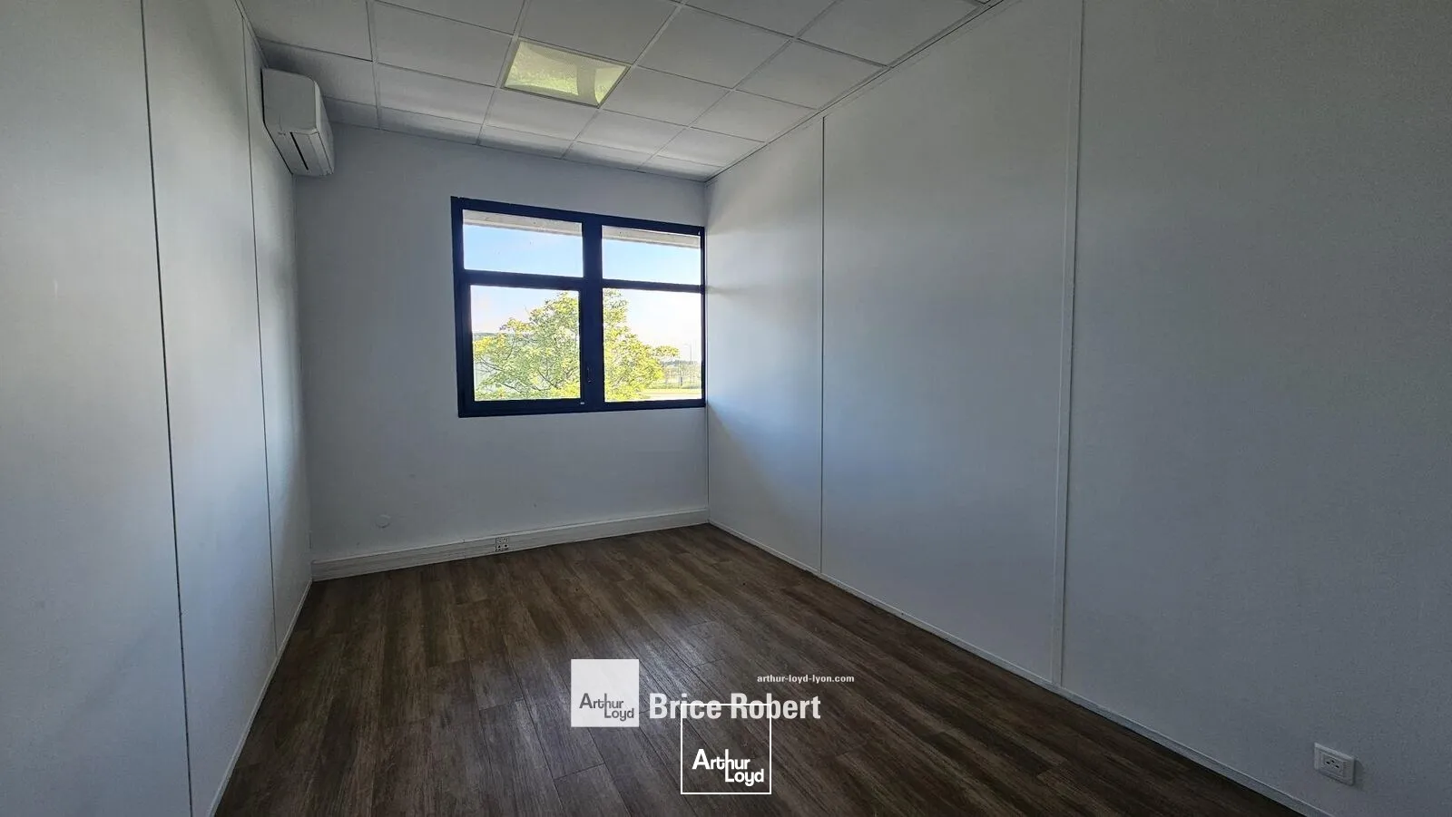 A louer - Bureaux rénovés - Bron