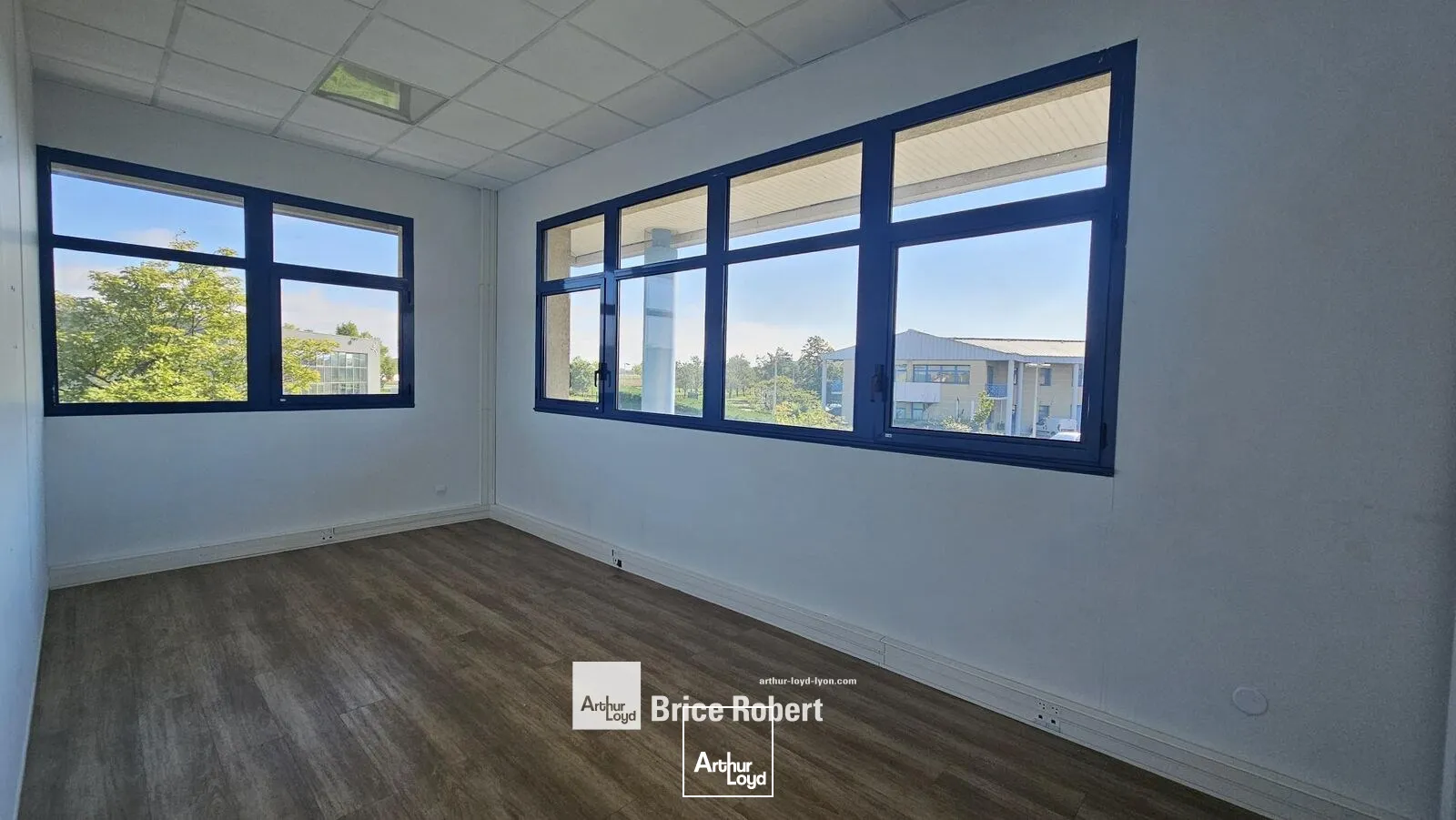 A louer - Bureaux rénovés - Bron