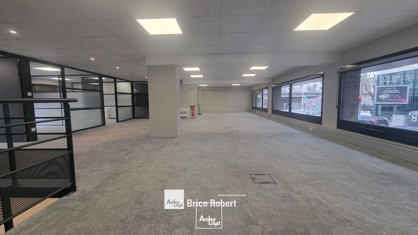 A louer - LES TOPAZES - Bureaux avec mezzanine - Lyon 6ème Part-Dieu