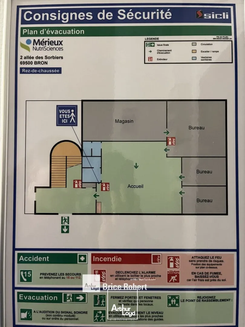 A vendre ou à louer - Bureaux aménagés en RDC dans un parc d'activités tertiaire - Bron
