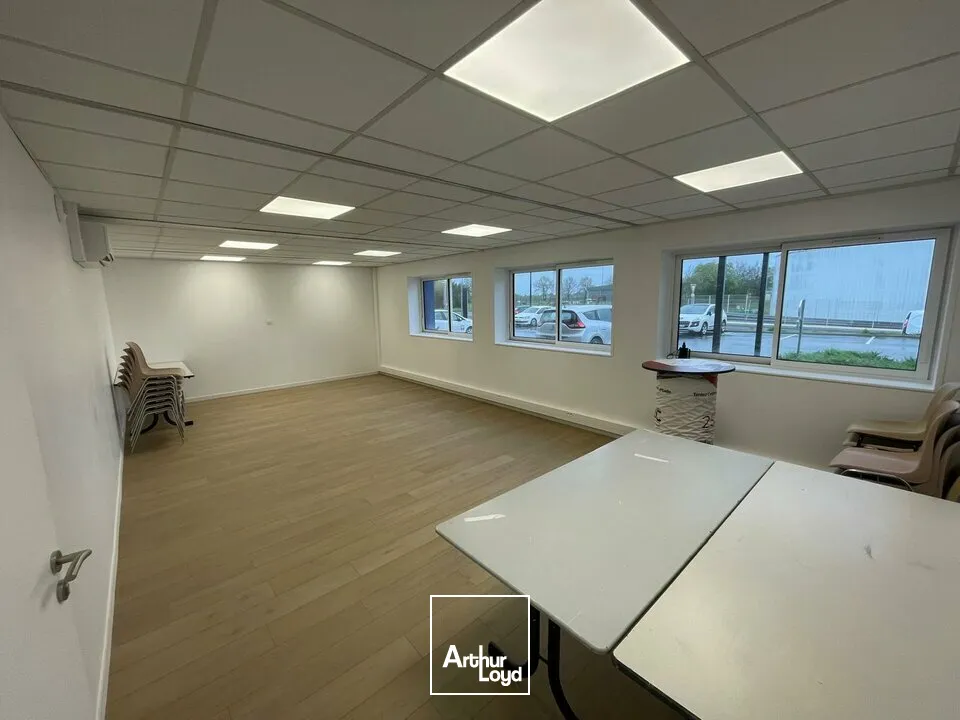 A LOUER BUREAU DE 38 m² - LES ESSARTS EN BOCAGE