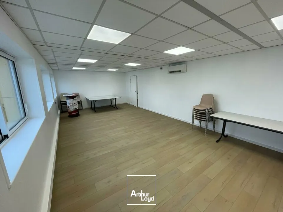 A LOUER BUREAU DE 38 m² - LES ESSARTS EN BOCAGE