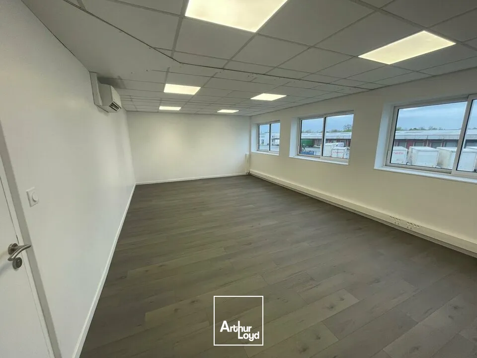 À louer  Bureau de 28 m² aux Essarts avec accès PMR