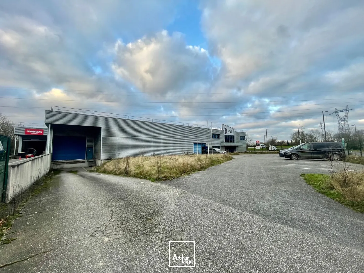 Locaux d'activité à louer à LA VAUPALIERE 76150