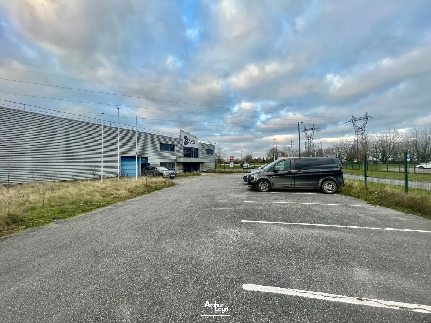 Locaux d'activité à louer à LA VAUPALIERE 76150