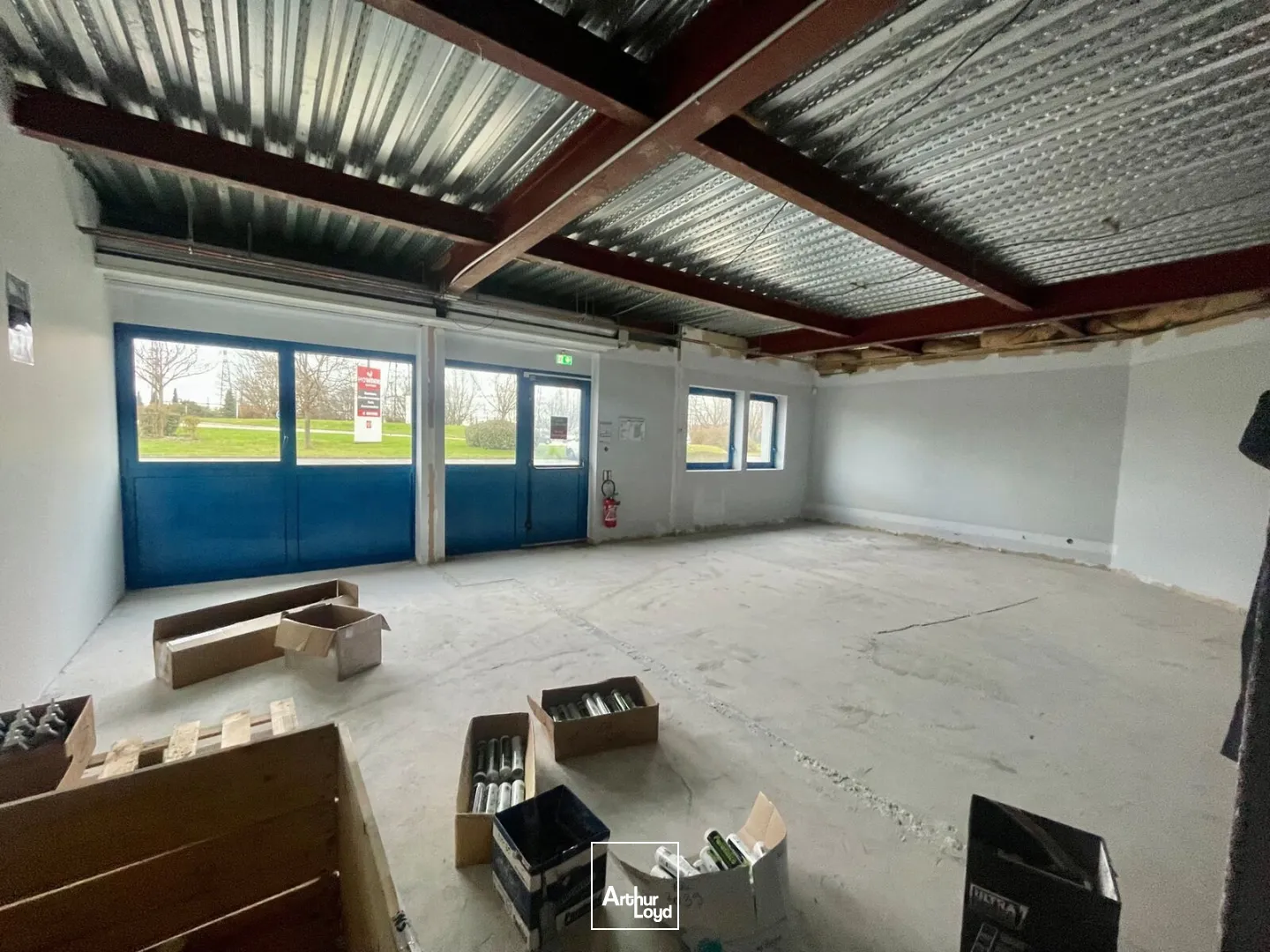 Locaux d'activité à louer à LA VAUPALIERE 76150