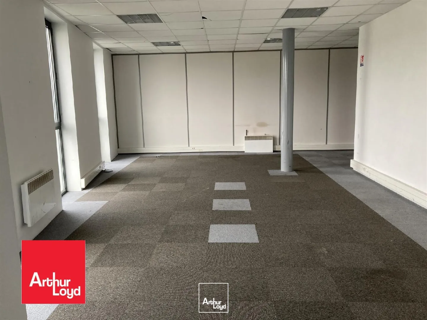 Bureau à louer à NOGENT LE PHAYE 28630