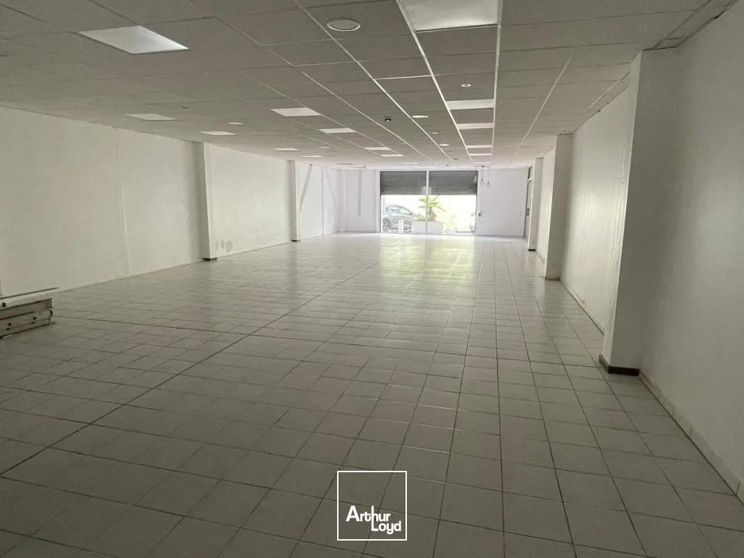 Local commercial 200 m2 (Le Lamentin)