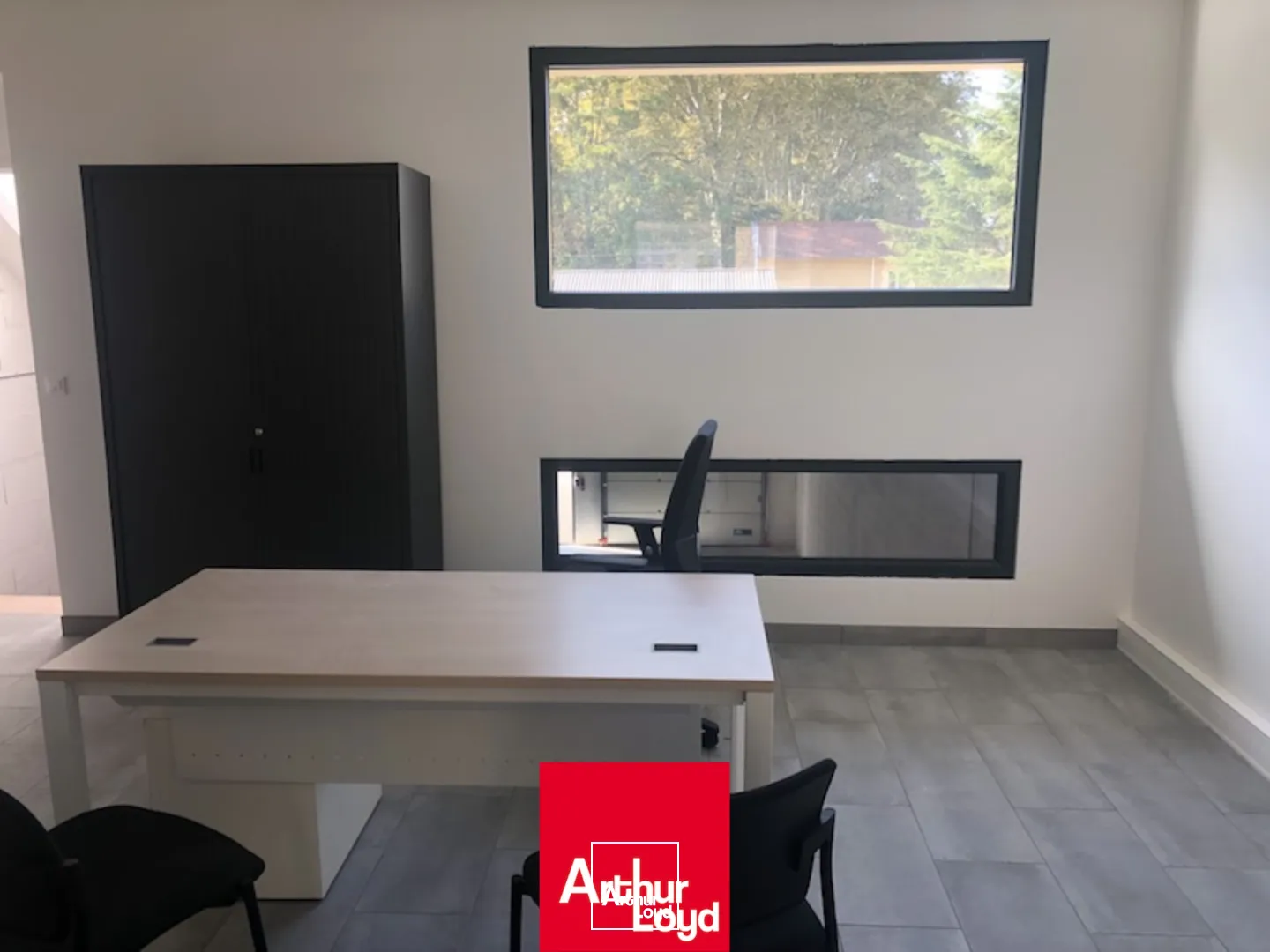 Locaux d'activité & Entrepôts - Location - FLEURIEU SUR SAONE - 69250 - 134-1415 - 7594818