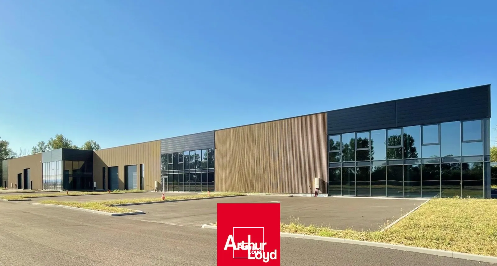 Locaux d'activité & Entrepôts - Location - AMBERIEUX - 69480 - 356-3200 - 7594838